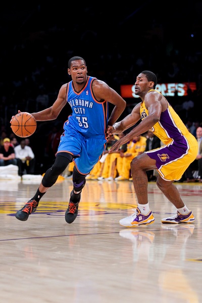 名宿怒批萨拉赫：这是他和经纪人的惯用伎俩 只会说“我我我”（名宿炮轰萨拉赫：与经纪人合演老套路，满嘴“我我我”）