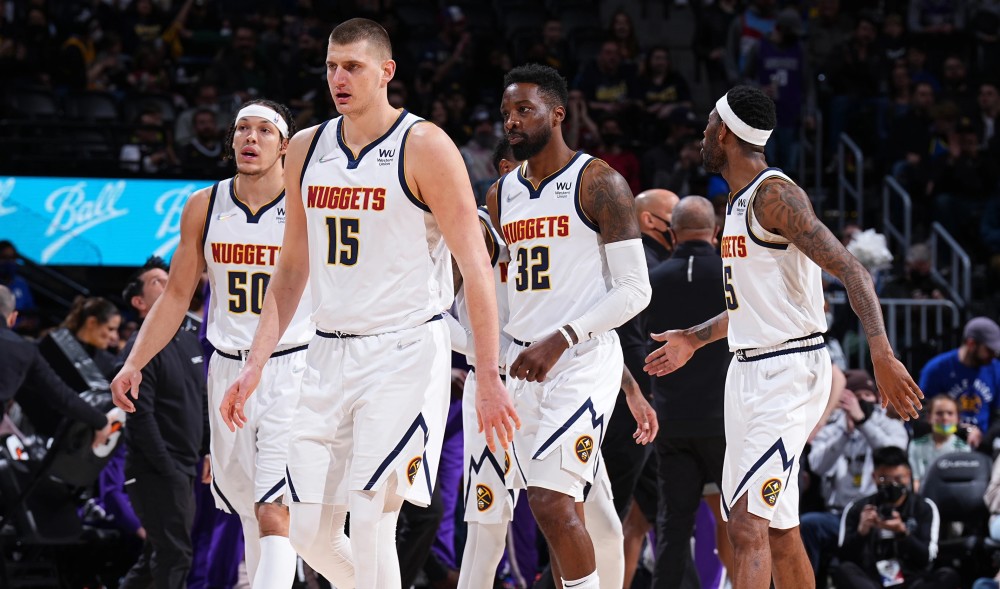 从小透明到全网讨论（从默默无闻到全网热议）