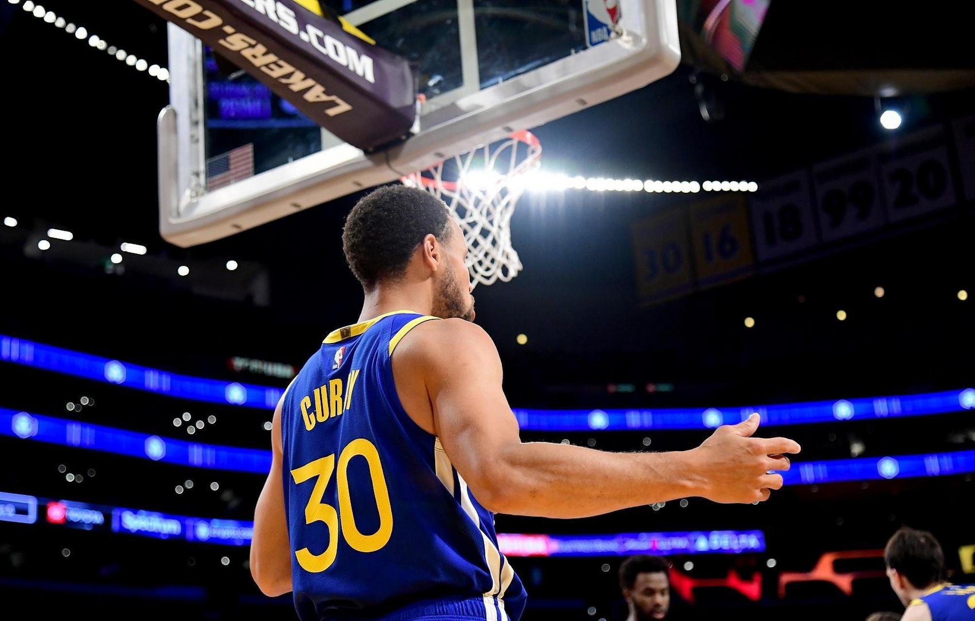 记者：若森林对安德森要价一直很高，曼城会选择埃德松（记者：若森林对安德森坚持高价，曼城将转而选择埃德松）